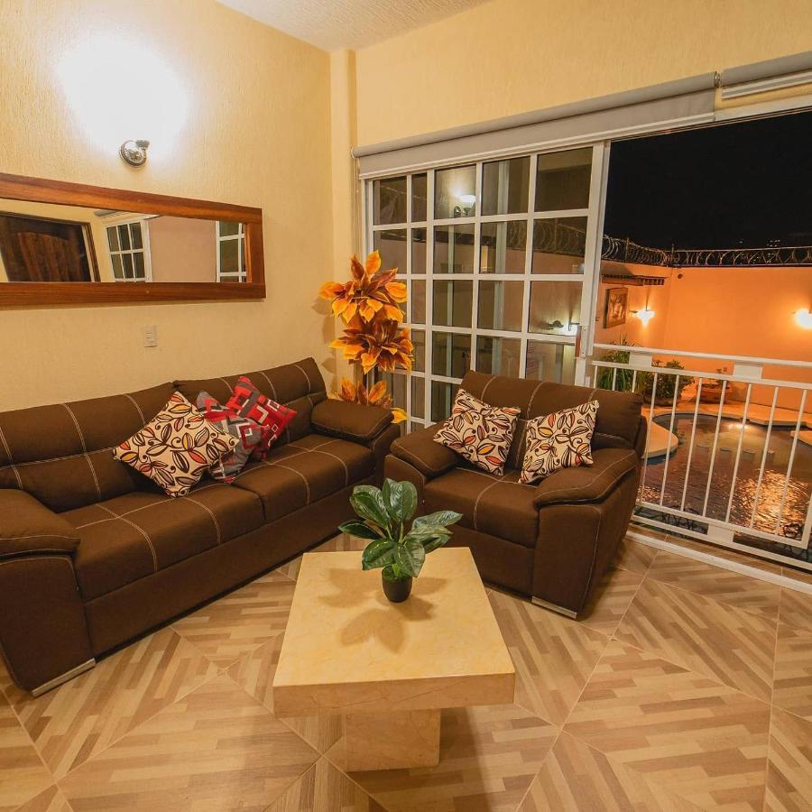 Primavera Suites Zihuatanejo Esterno foto