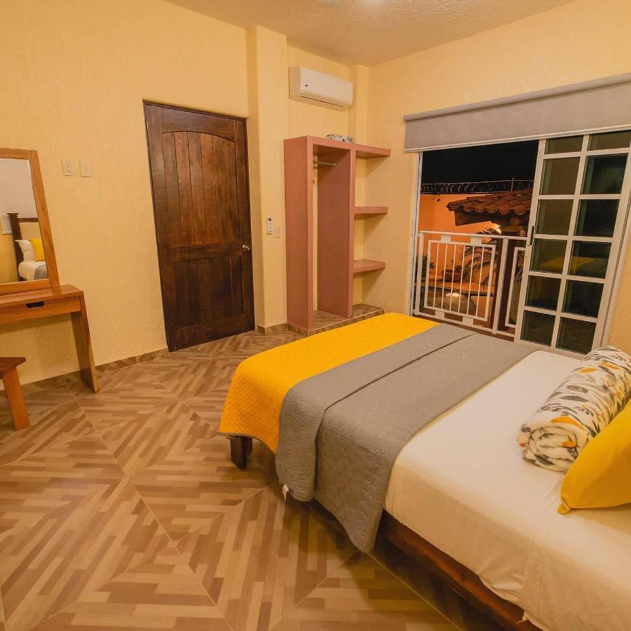 Primavera Suites Zihuatanejo Esterno foto